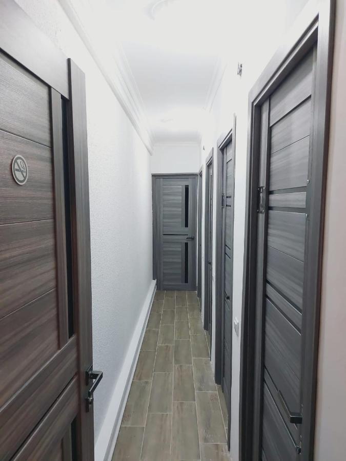 Room Hostel Dostyk Алмати Екстер'єр фото