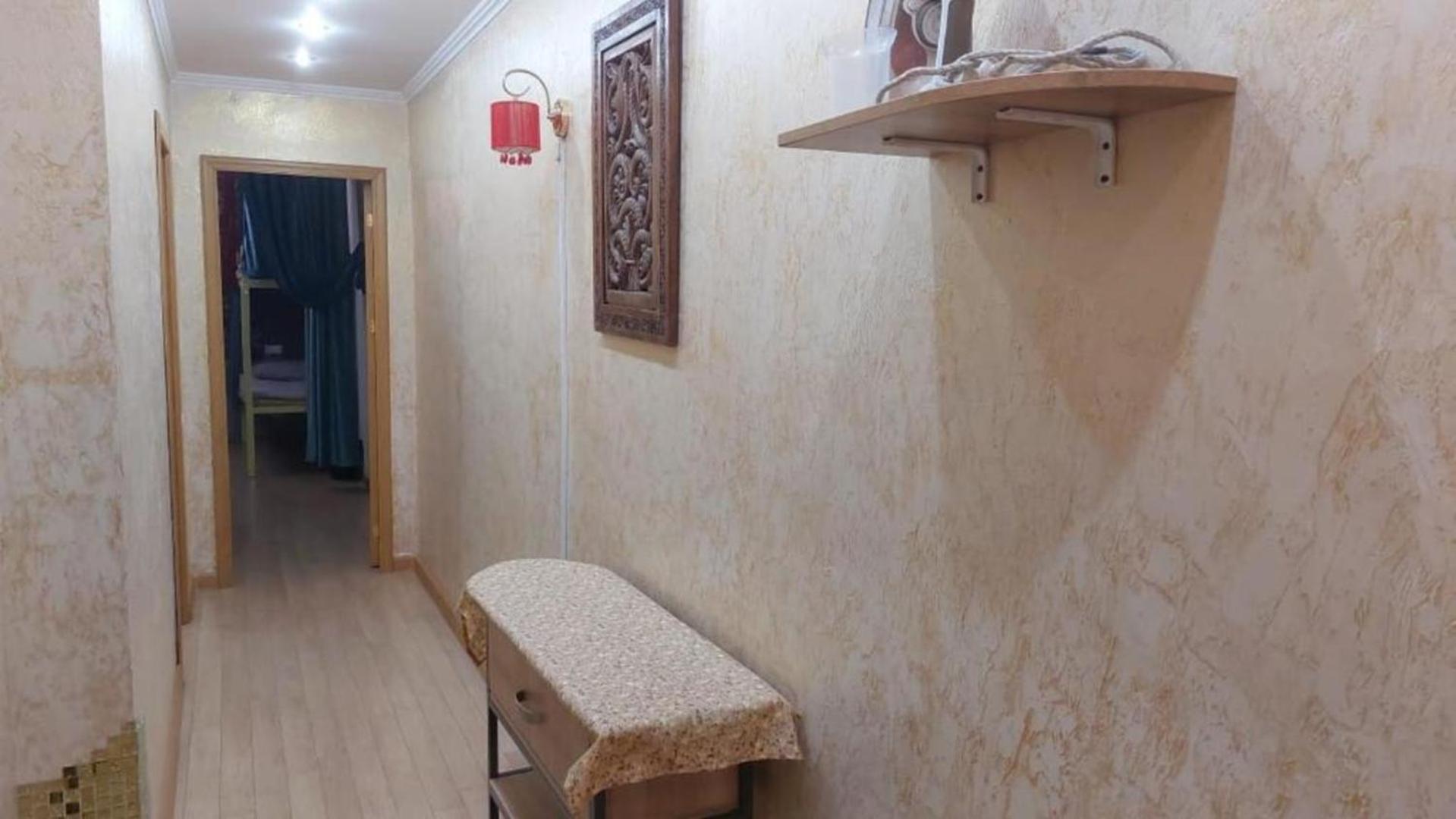 Room Hostel Dostyk Алмати Екстер'єр фото